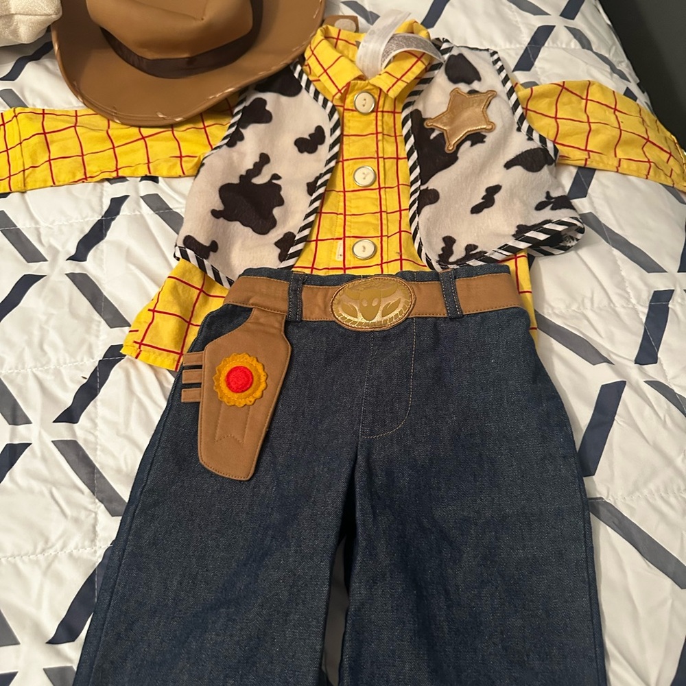 Disney Toy Story “Woody”Cowboy Costume with Yellow Shirt and Denim Pants 18-24m